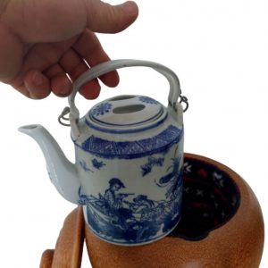 Vỏ ủ bình trà trái dừa hoa văn lồng chữ Nhẫnbình trà gỗ dừa