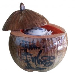 Vỏ Ủ Bình Trà Trái Dừa Hoa Văn Lồng Chữ Nhẫn Và Bình Trà 400 – 950ml – [Quà Quê Dừa]