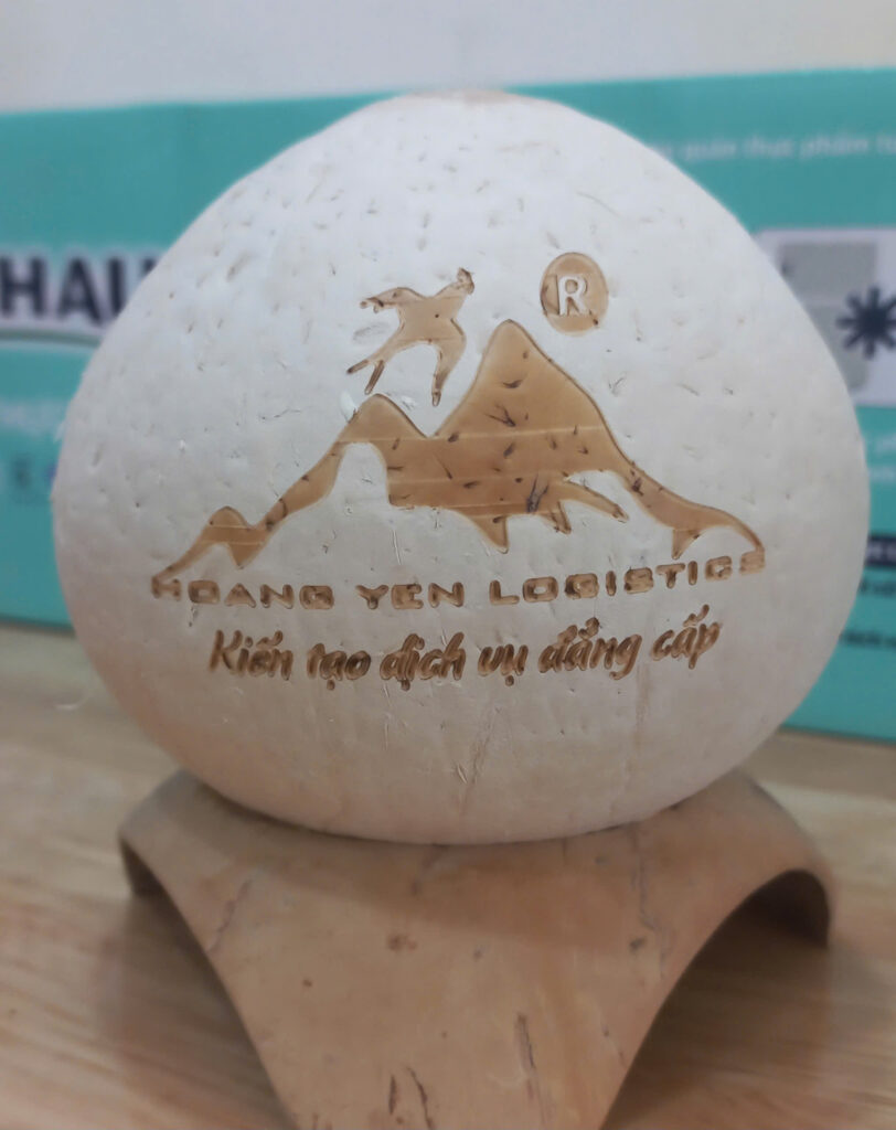 dừa xiêm khắc logo, khắc tên, khắc chữ