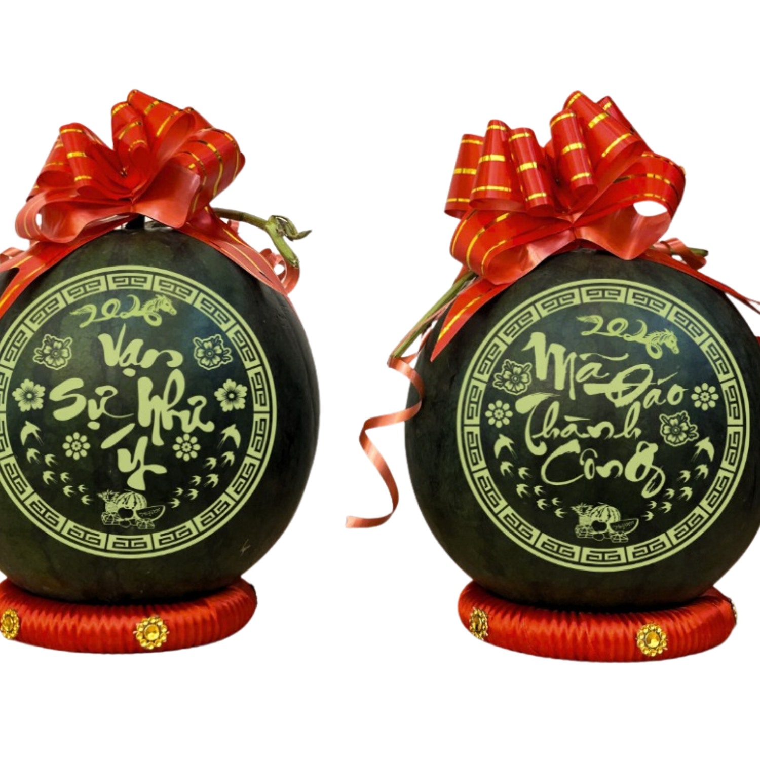 dua khac chu theo yeu cau 09 Có thể khắc dưa hình hoa, họa tiết xung quanh chữ